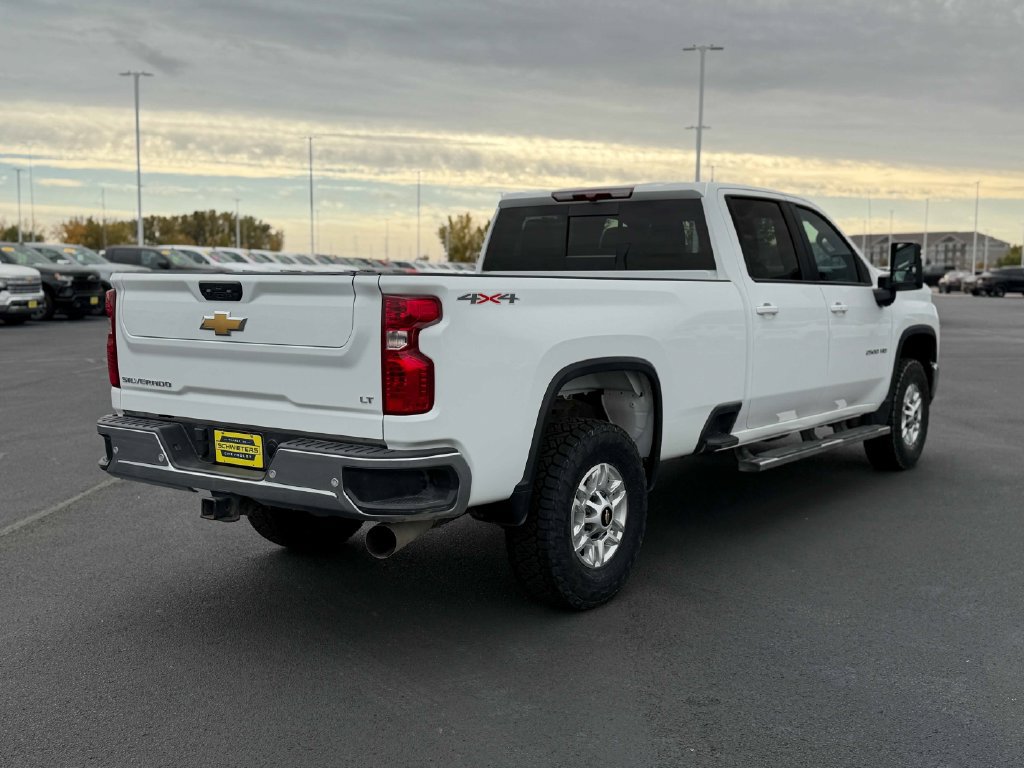 Used 2024 Chevrolet Silverado 2500 LT w/ Safety Package AWD/4WD image 7