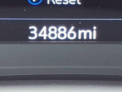 Used 2023 Cadillac XT6 Sport w/ Technology Package image 37