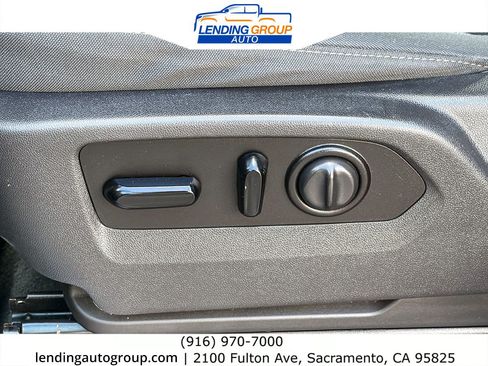 Used 2021 Chevrolet Silverado 1500 LT RWD image 19