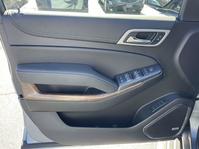 Certified 2019 GMC Yukon Denali w/ Denali Ultimate Package RWD image 17