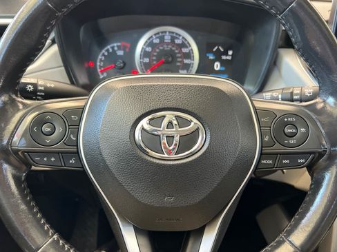 Certified 2022 Toyota Corolla Cross LE w/ Moonroof Package AWD/4WD image 24