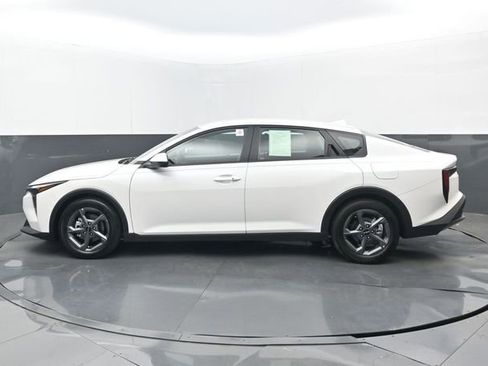 Used 2025 Kia K4 FWD image 22