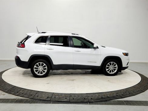 Used 2019 Jeep Cherokee Latitude w/ Popular Appearance Group image 8