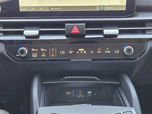 New 2026 Kia Sportage SX Prestige AWD/4WD image 16