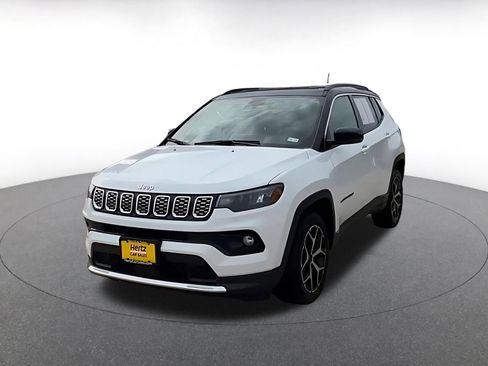 Used 2025 Jeep Compass Limited AWD/4WD image 4