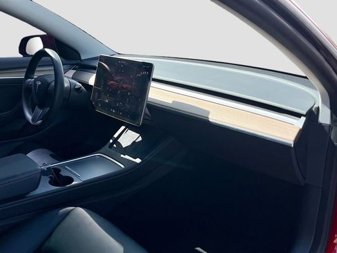 Used 2022 Tesla Model 3 Performance AWD/4WD image 25