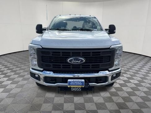 Used 2023 Ford F350 XL w/ Snow Plow/Camper Package AWD/4WD image 12