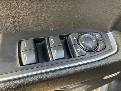 Used 2023 Chevrolet Silverado 1500 LTZ AWD/4WD image 8