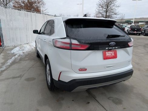 Used 2023 Ford Edge SEL image 21