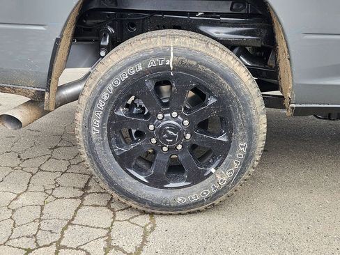 New 2026 RAM 2500 Laramie AWD/4WD image 9