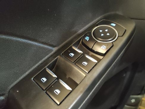 Used 2022 Ford Escape SE FWD image 27