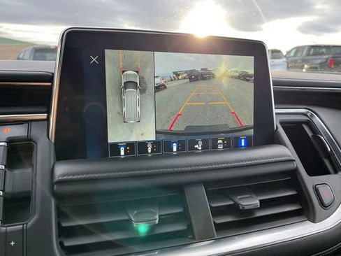 Used 2022 Chevrolet Suburban Z71 w/ Off-Road Capability Package image 52