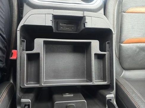 Used 2021 GMC Sierra 2500 AT4 image 28