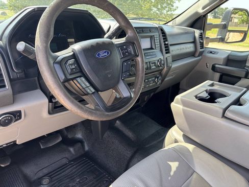 Used 2017 Ford F350 XL AWD/4WD image 14