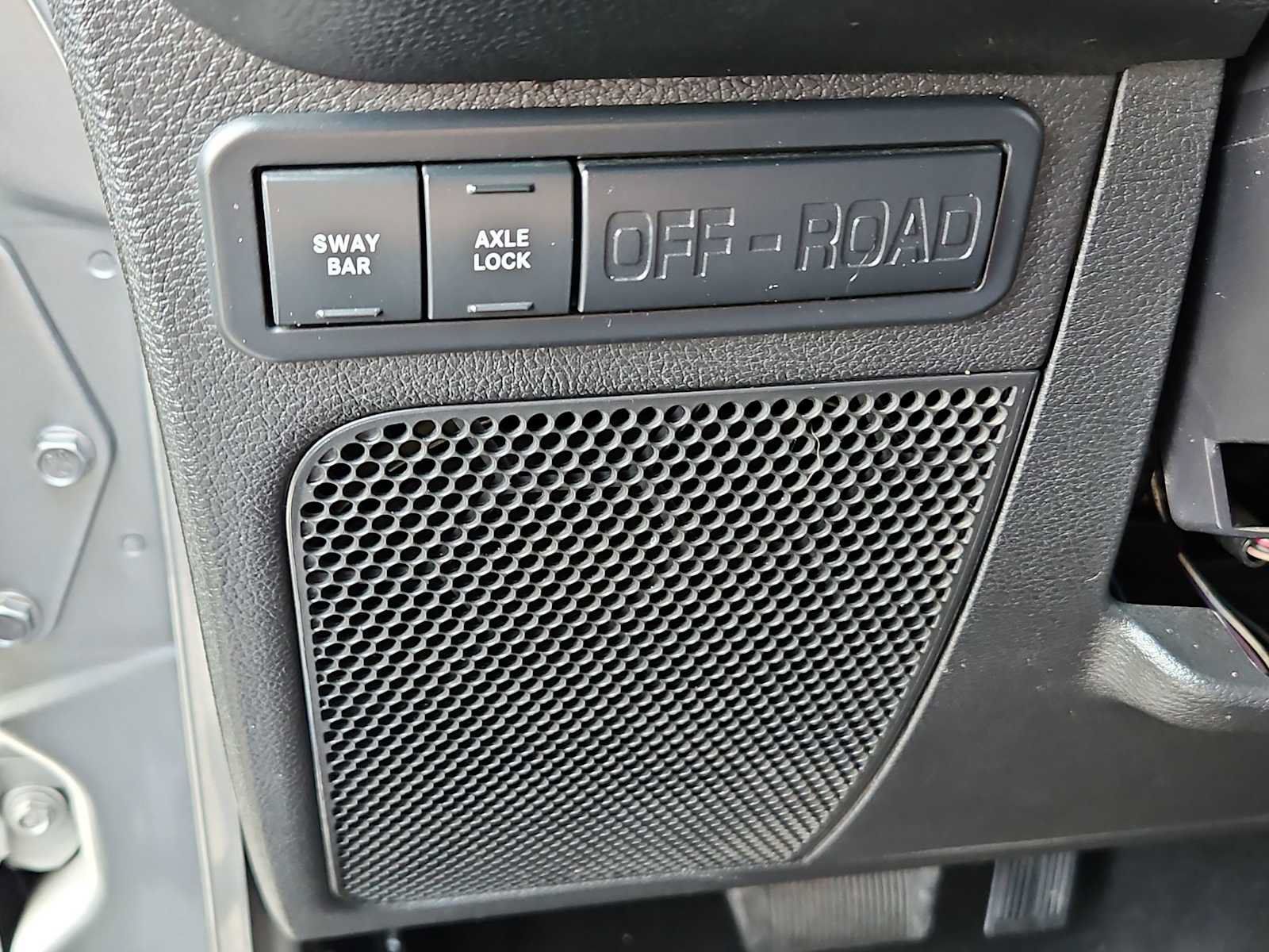 Used 2013 Jeep Wrangler Rubicon w/ PWR Convenience Group AWD/4WD image 26