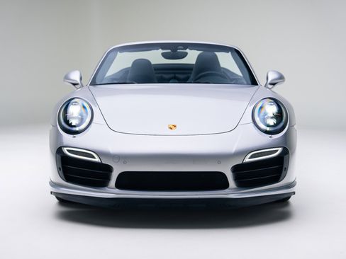 Used 2016 Porsche 911 Turbo S image 4