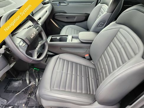 Certified 2024 Kia EV9 Land AWD/4WD image 9