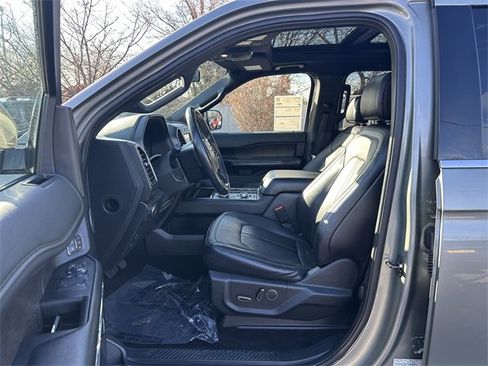 Certified 2019 Ford Expedition Max Limited w/ Equipment Group 302A image 19