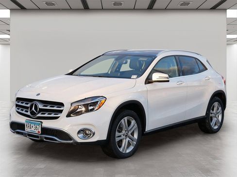 Used 2020 Mercedes-Benz GLA 250 4MATIC image 2