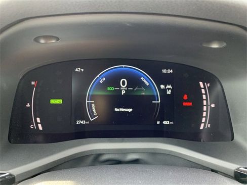 Used 2025 Toyota Camry SE image 20