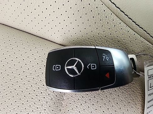 Used 2020 Mercedes-Benz GLE 350 4MATIC image 36