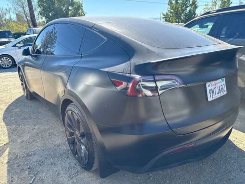 Used 2024 Tesla Model Y Performance AWD/4WD image 6