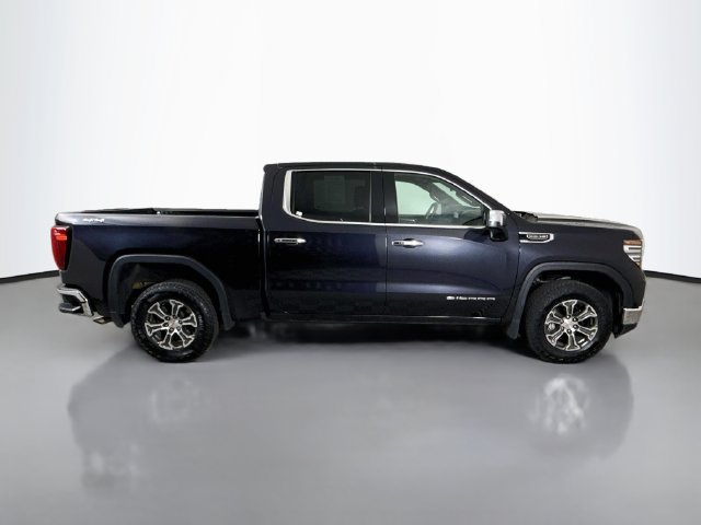 Used 2025 GMC Sierra 1500 SLT AWD/4WD image 9