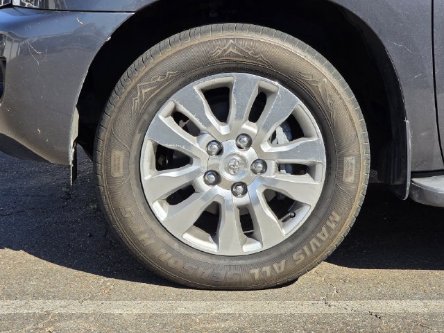 Used 2012 Toyota Sequoia Platinum RWD image 8