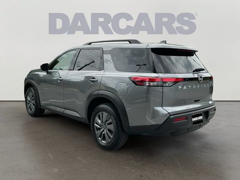 Used 2025 Nissan Pathfinder SV AWD/4WD image 5