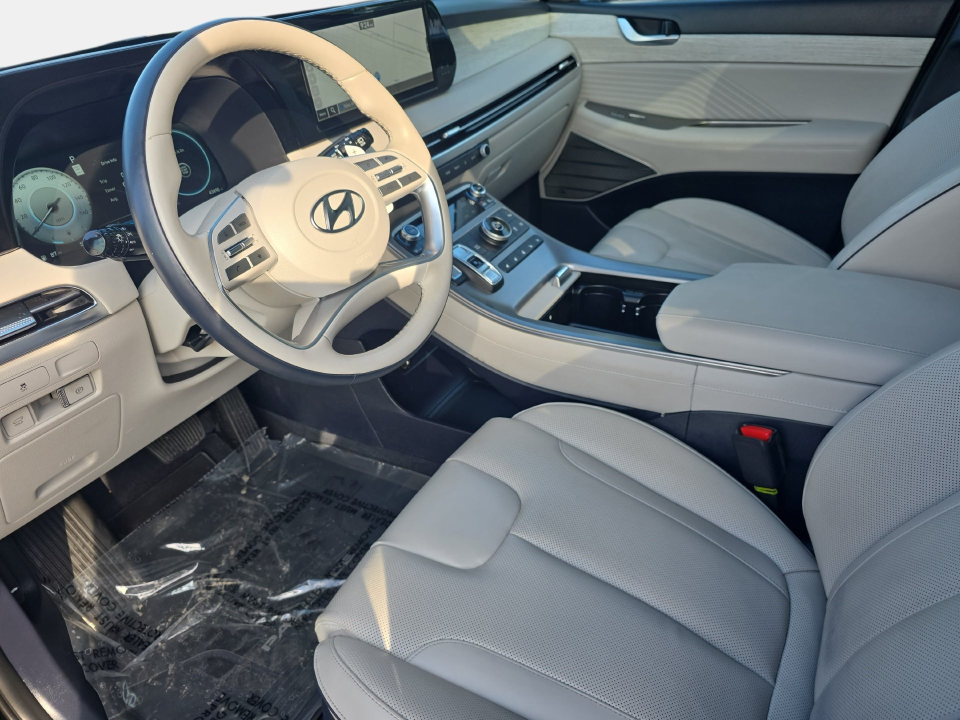 Used 2023 Hyundai Palisade Calligraphy w/ Winter Package FWD image 16