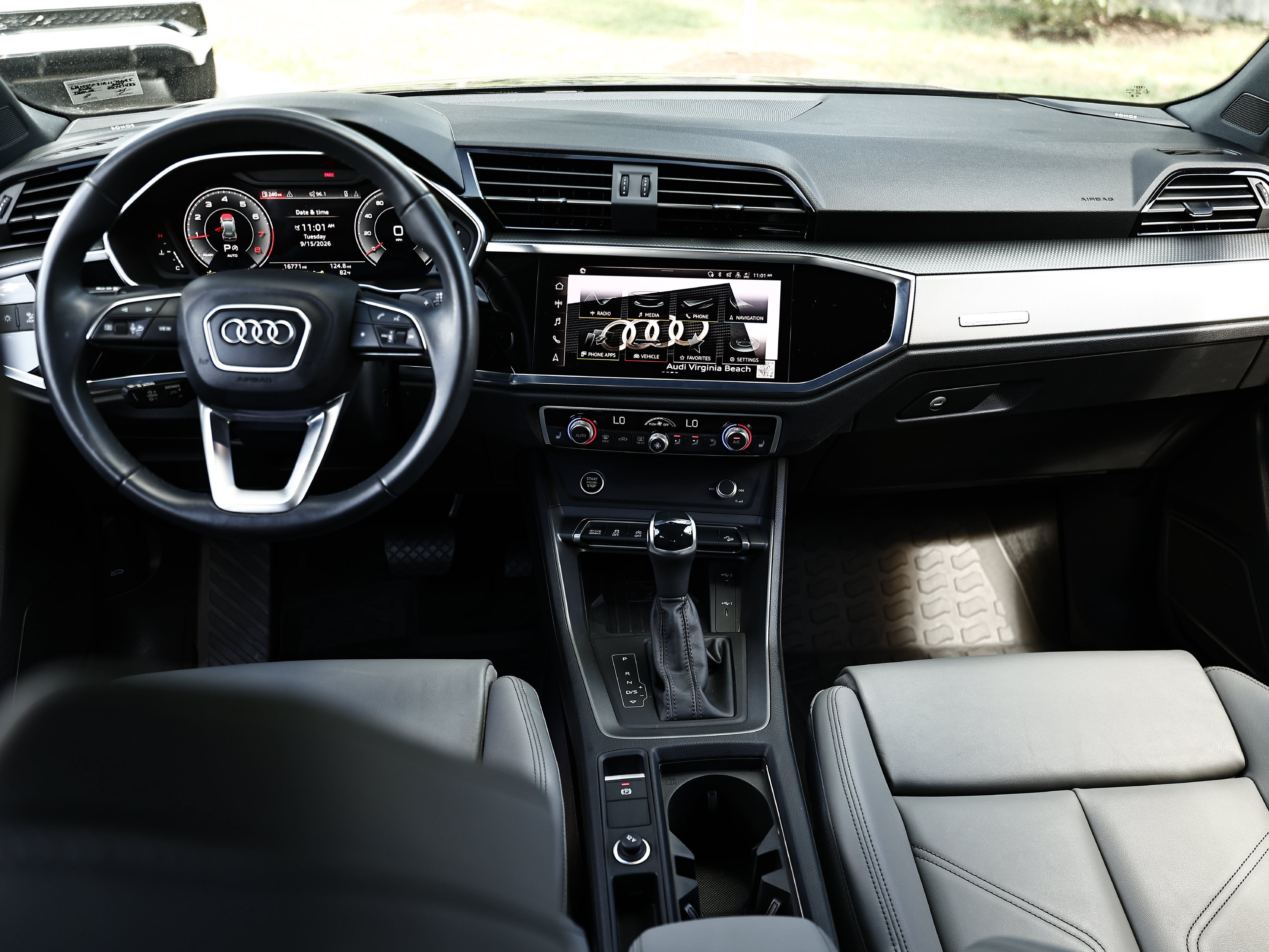 Certified 2024 Audi Q3 2.0T Premium Plus AWD/4WD image 28