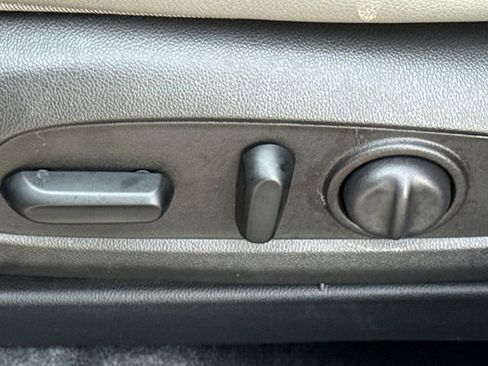 Used 2025 Chevrolet Trax ACTIV w/ Driver Confidence Package image 22