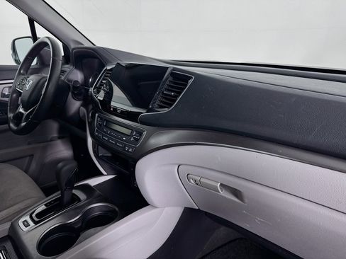 Used 2019 Honda Pilot EX image 29