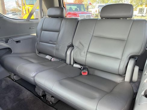 Used 2005 Toyota Sequoia SR5 image 25