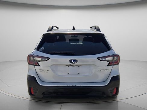 Used 2020 Subaru Outback Premium AWD/4WD image 5