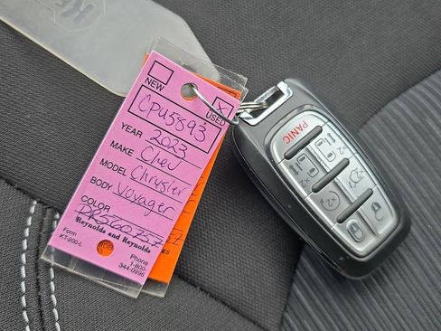 Used 2023 Chrysler Voyager LX image 37