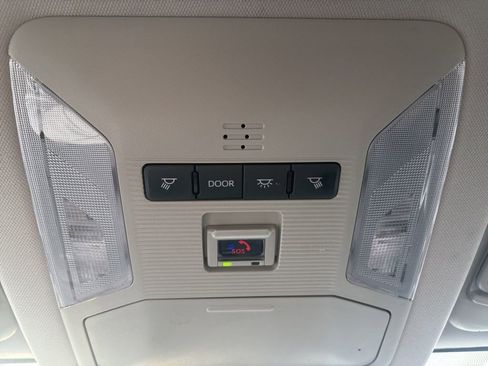 Used 2024 Toyota RAV4 XLE image 31