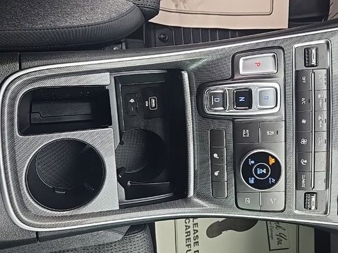 Used 2023 Hyundai Santa Fe SEL image 23