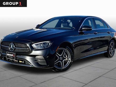 Used 2022 Mercedes-Benz E 350 4MATIC Sedan image 1