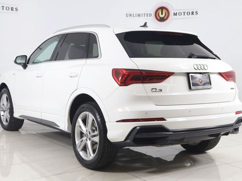 Used 2019 Audi Q3 2.0T Premium w/ Convenience Package AWD/4WD image 4
