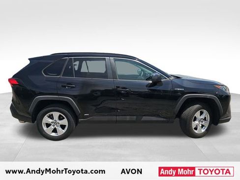 Used 2021 Toyota RAV4 LE AWD/4WD image 8