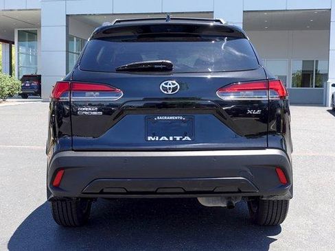 Certified 2023 Toyota Corolla Cross XLE FWD image 6