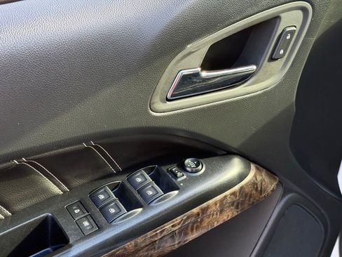 Used 2022 GMC Canyon Denali image 25