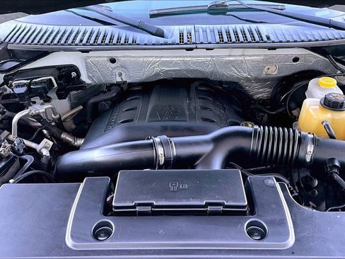 Used 2017 Ford Expedition EL Limited RWD image 10