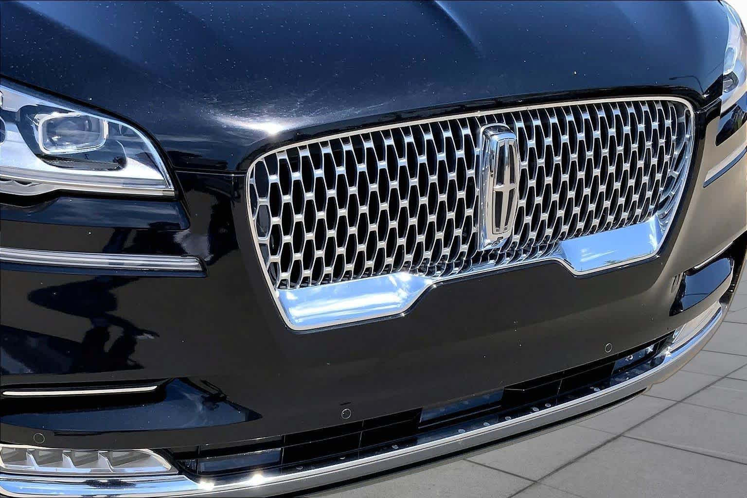Used 2023 Lincoln Aviator Reserve w/ Equipment Group 201A AWD/4WD image 28