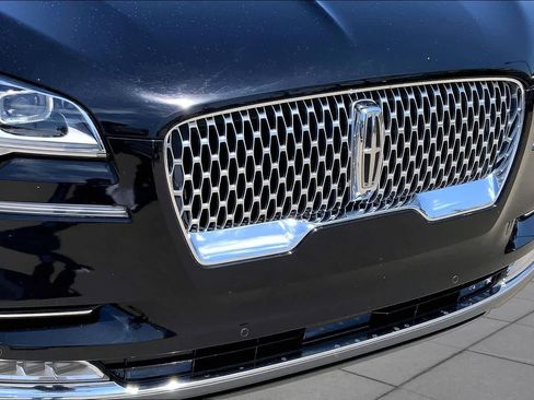 Used 2023 Lincoln Aviator Reserve w/ Equipment Group 201A AWD/4WD image 28
