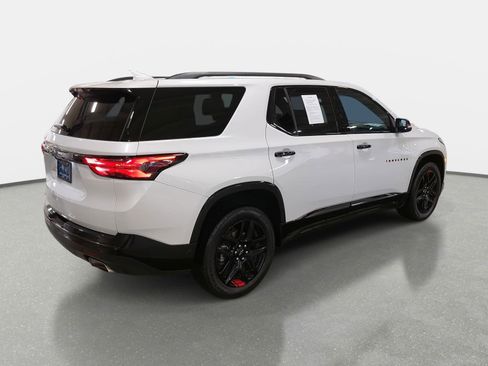 Used 2023 Chevrolet Traverse Premier w/ Redline Edition image 5