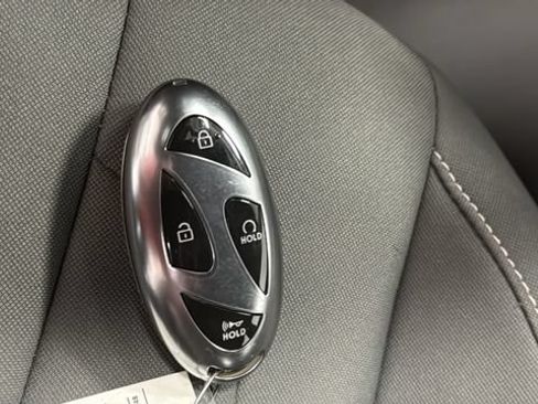 Used 2024 Hyundai Elantra SEL w/ Convenience Package FWD image 34