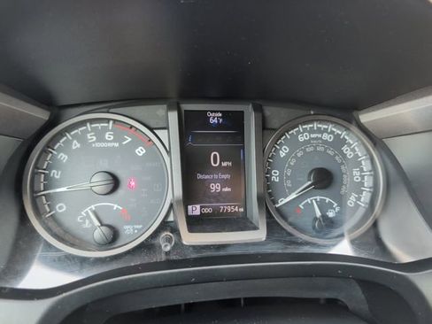Used 2019 Toyota Tacoma TRD Sport w/ Technology Package AWD/4WD image 21