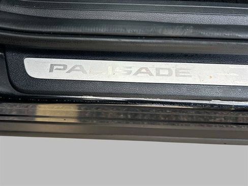Used 2023 Hyundai Palisade Calligraphy image 23